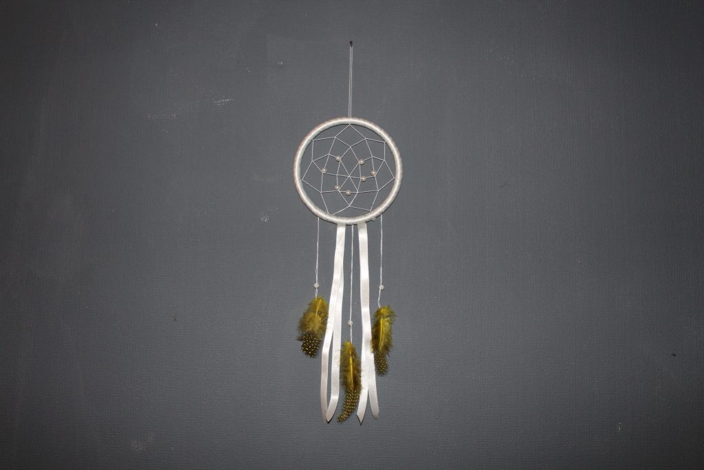 How to make a dreamcatcher